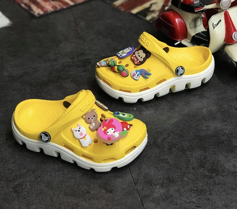 [HCM]KO KÈM STICKER- DÉP SỤC ĐI MƯA TRẺ EM BÉ GÁI L1 MÀU NGẪU NHIÊN (SIZE TỪ 18--- 40)