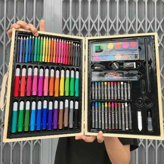 Bộ bút màu hộp gỗ, quà km sữa similac