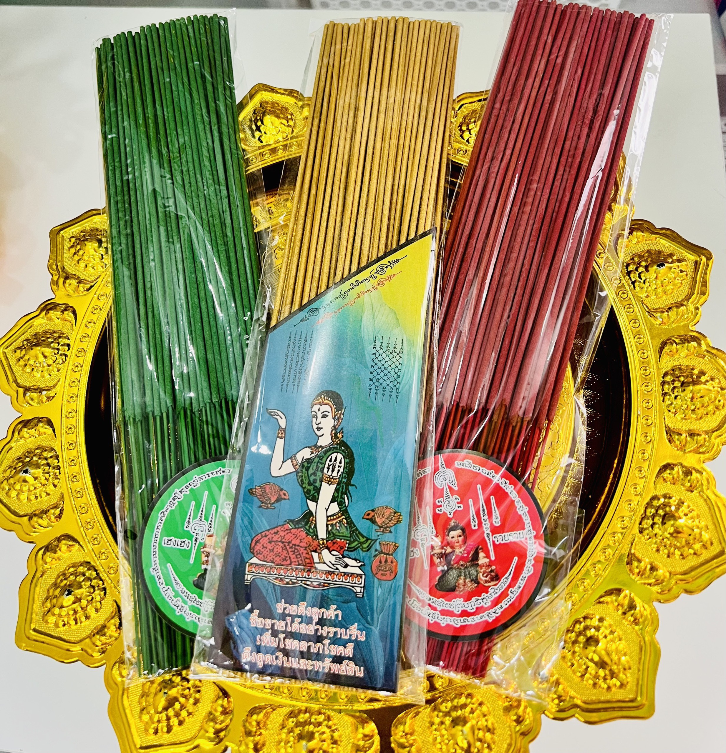 Bộ 3 nhang thái lan kéo khách - nhang thần tài mẹ ngoắc 3 màu xanh đỏ vàng - 32cm 70 cây cuốn tàn