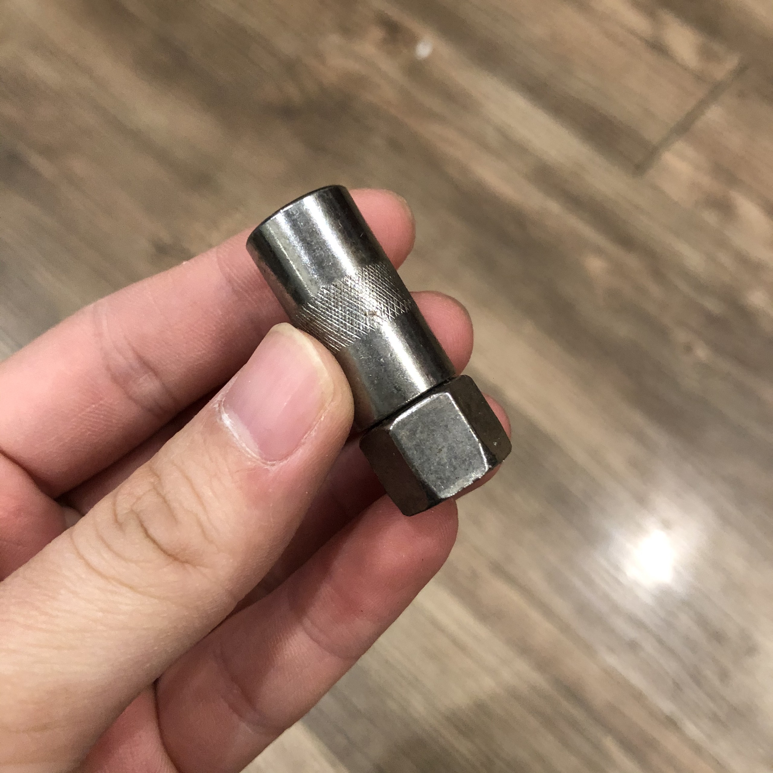 Hai đầu bơm mỡ bò dùng cho bơm mỡ cầm tay, khí nén tra dầu động cơ, máy móc và xe cộ