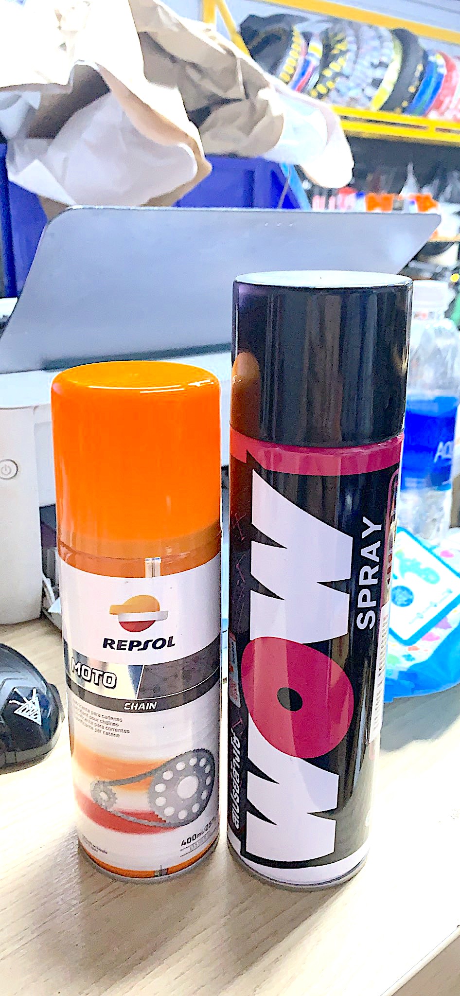 Combo vệ sinh sên Wow 600ml + dưỡng sên Repsol 400ml