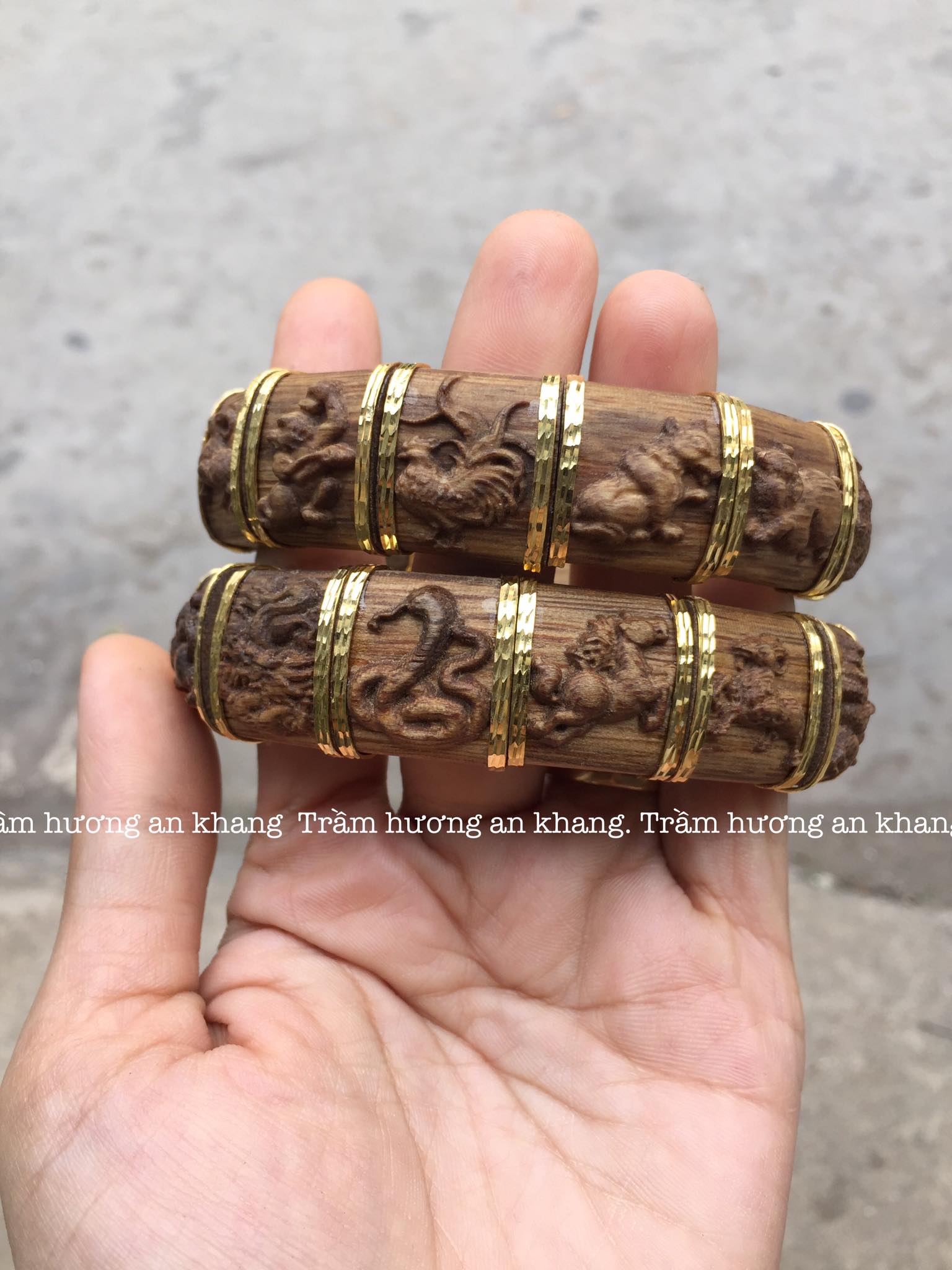Vòng tay trầm hương 12 con giáp trầm tốc tự nhiên