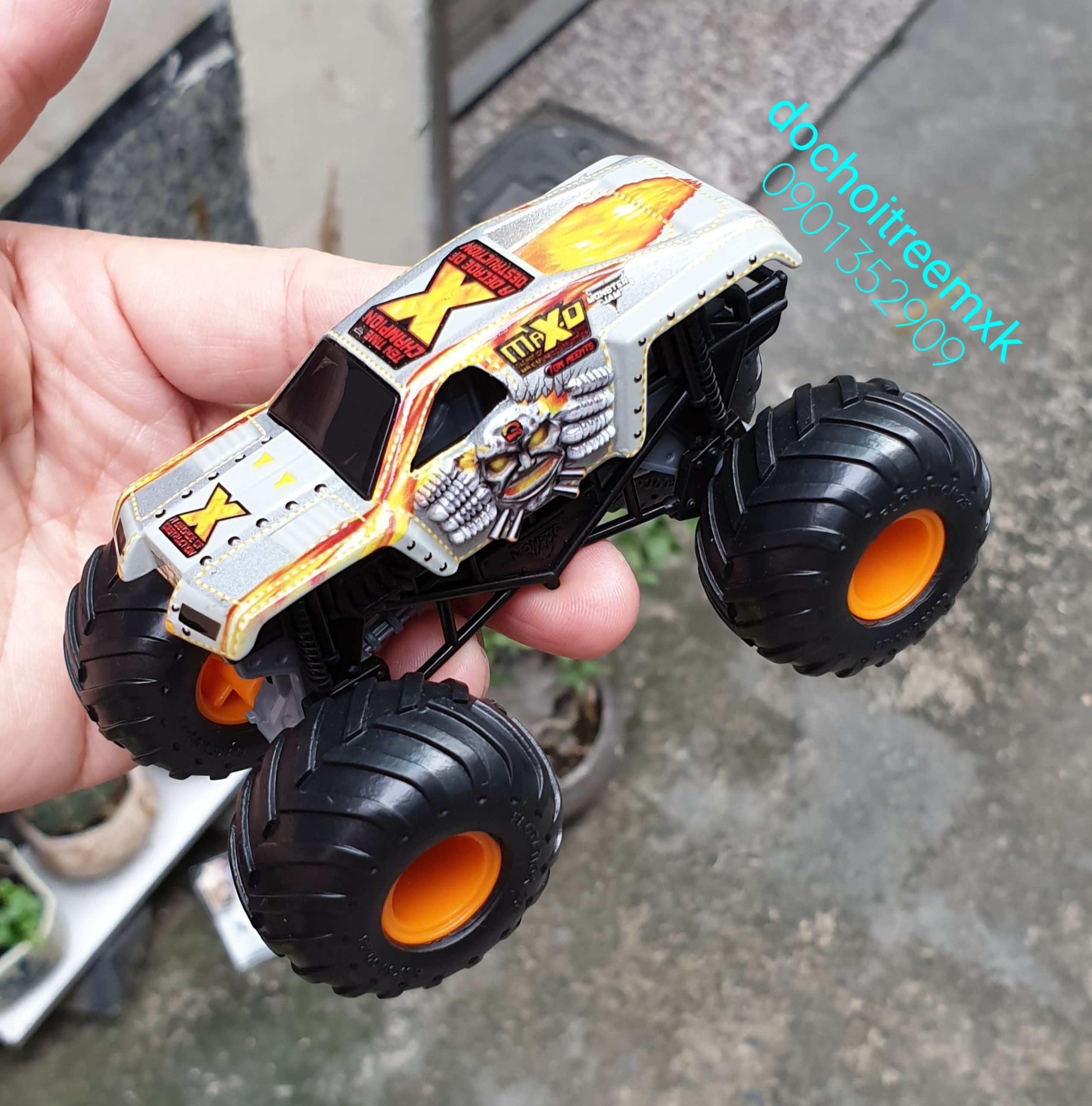 [HCM]Mô hình xe tải quái vật Monter Jam hàng Spin Master Canada