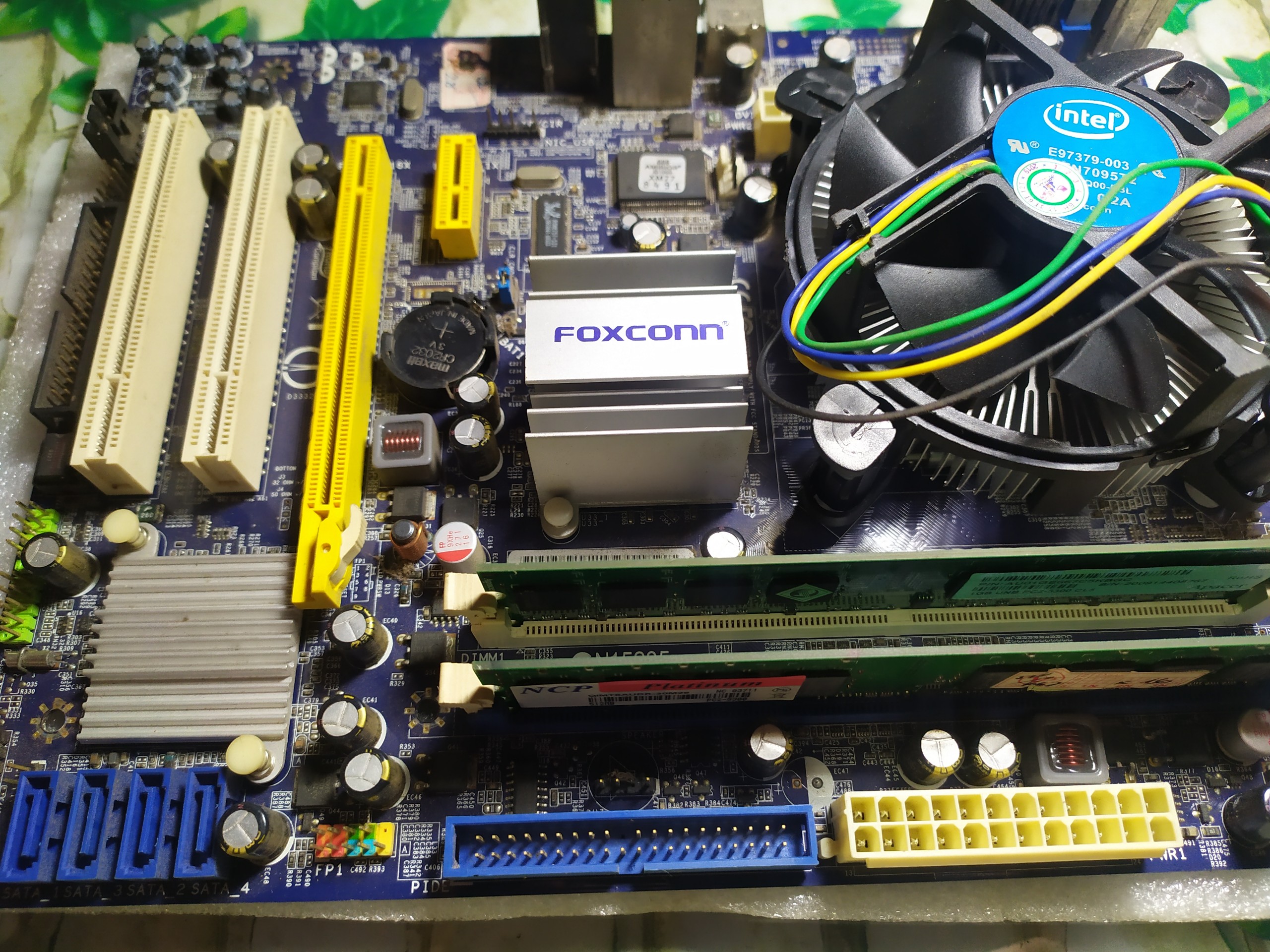 Xác Main Foxconn G41 Socket 775 Dd2 1,5G CPU - Full Main không lên hình