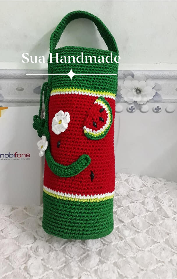 Túi đựng ly giữ nhiệt handmade hình hấu (không bao gồm ly)