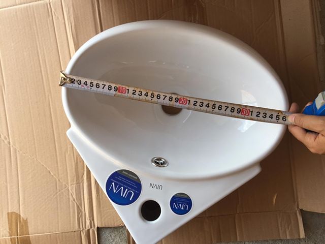 Chậu rửa mặt góc treo tường BG-340 (Trắng)