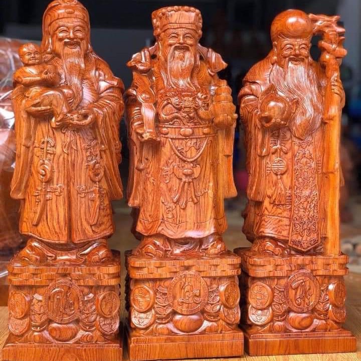 Tam đa gỗ hương việt cao 50cm , ngang 15cm , sâu 13cm , mỗi tượng nặng 5,5kg