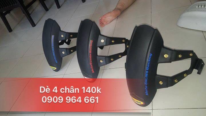 Dè chắn bùn sau 4 chân