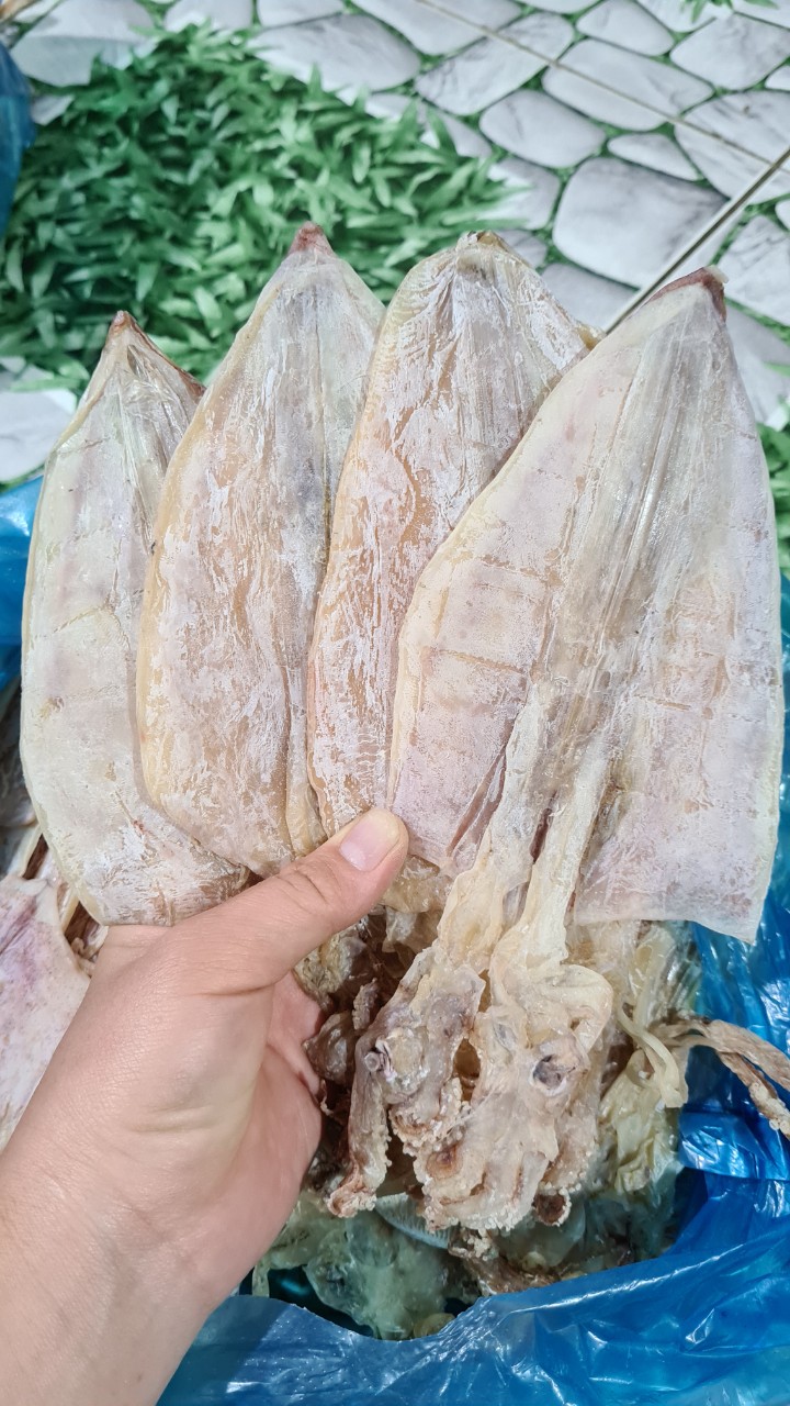1kg mực câu khô vân đồn size 28-30 con/1kg