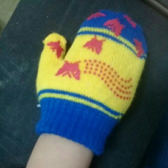 Bao tay len xỏ ngón cho bé 0-2 tuổi