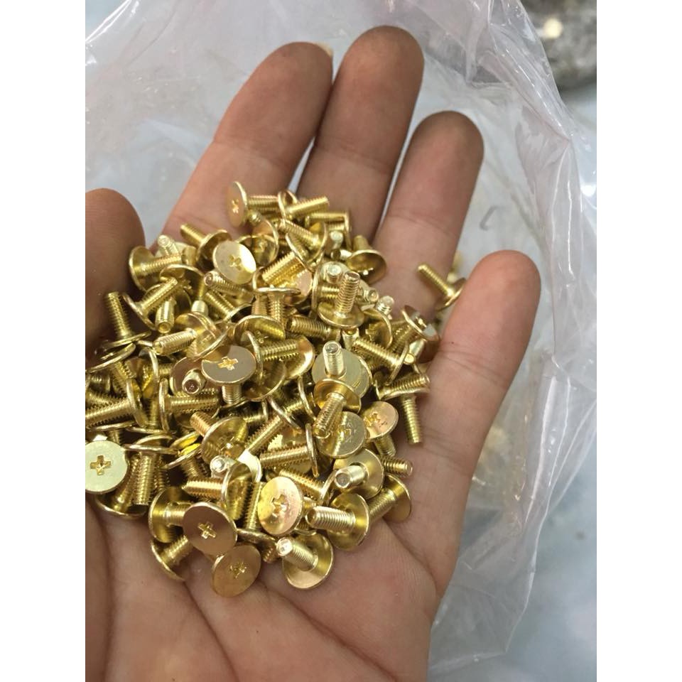 Ốc vít gắn khóa túi xách bán lẻ