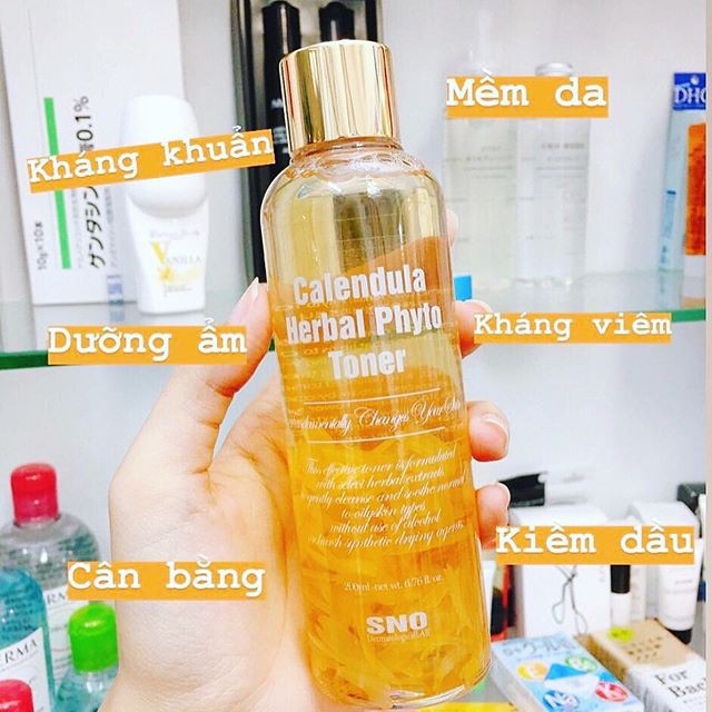 Nước hoa hồng hoa cúc