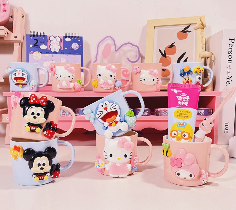 Ly Uống Nước/ Ly Đánh Răng cho Bé Kitty Doraemon Mickey Minnie