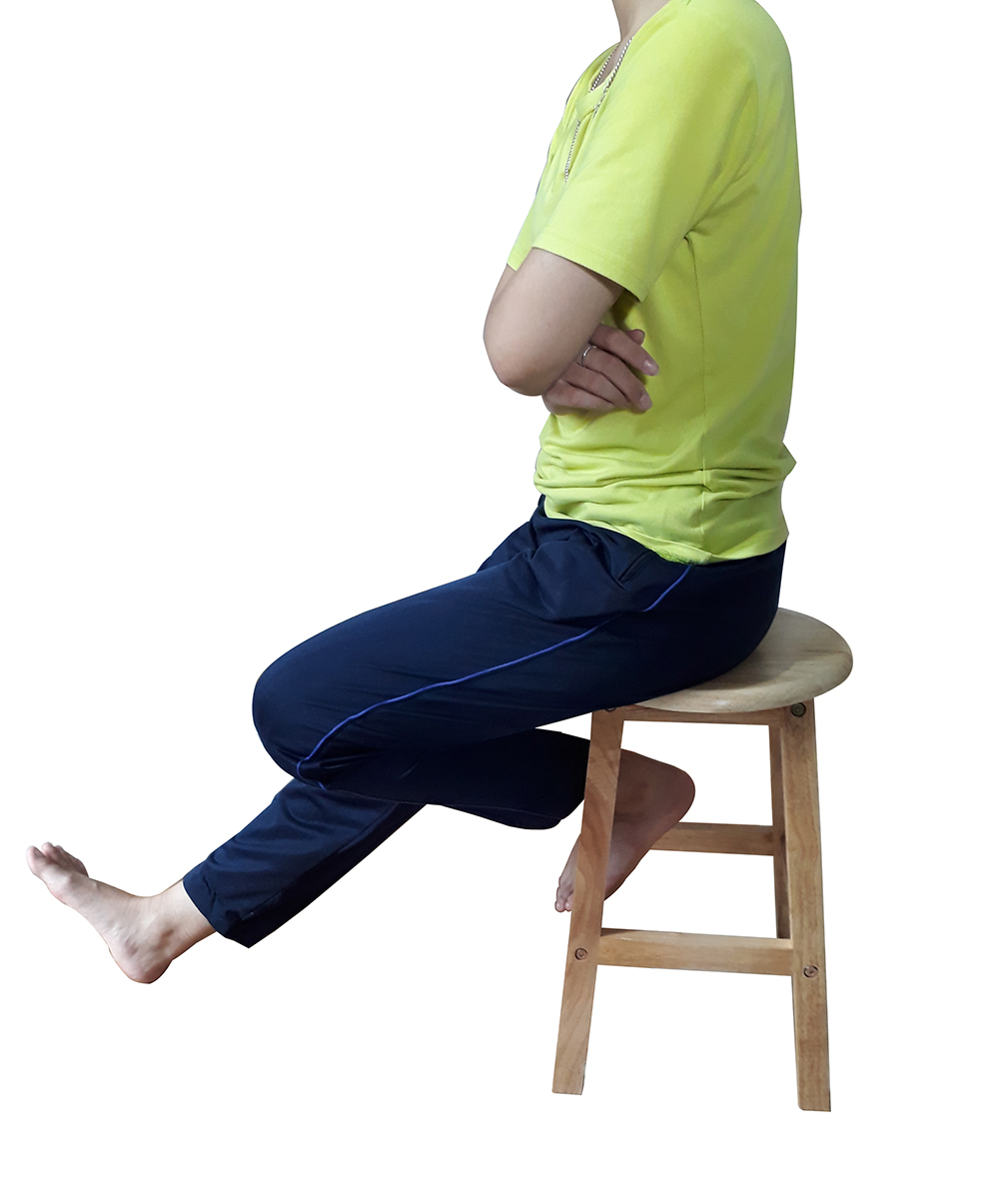 [HCM]Ghế đôn mặt tròn cao 60cm bằng gỗ (Tự nhiên)