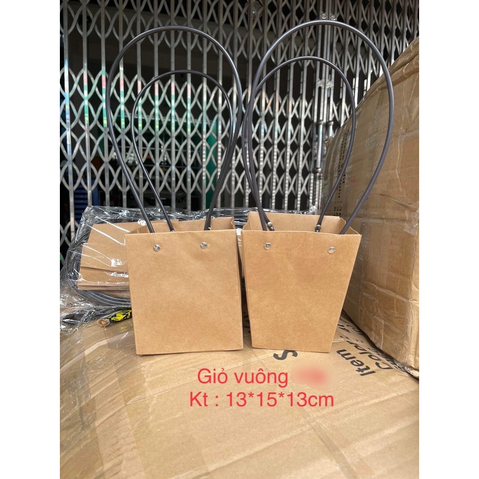 Giỏ bìa giấy cắm hoa