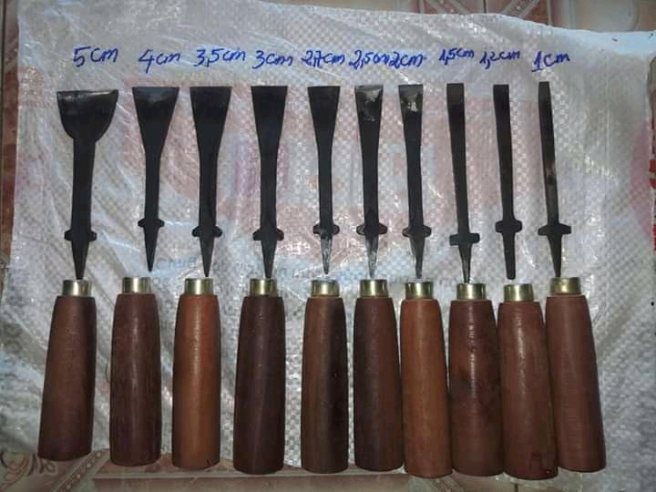 Bộ đục thợ mộc 10 cây đục hàng ngang đục tràng đục mộng vuông đục khung cửa dụng cụ ngành mộc mài sắc  tra cán đầy đủ