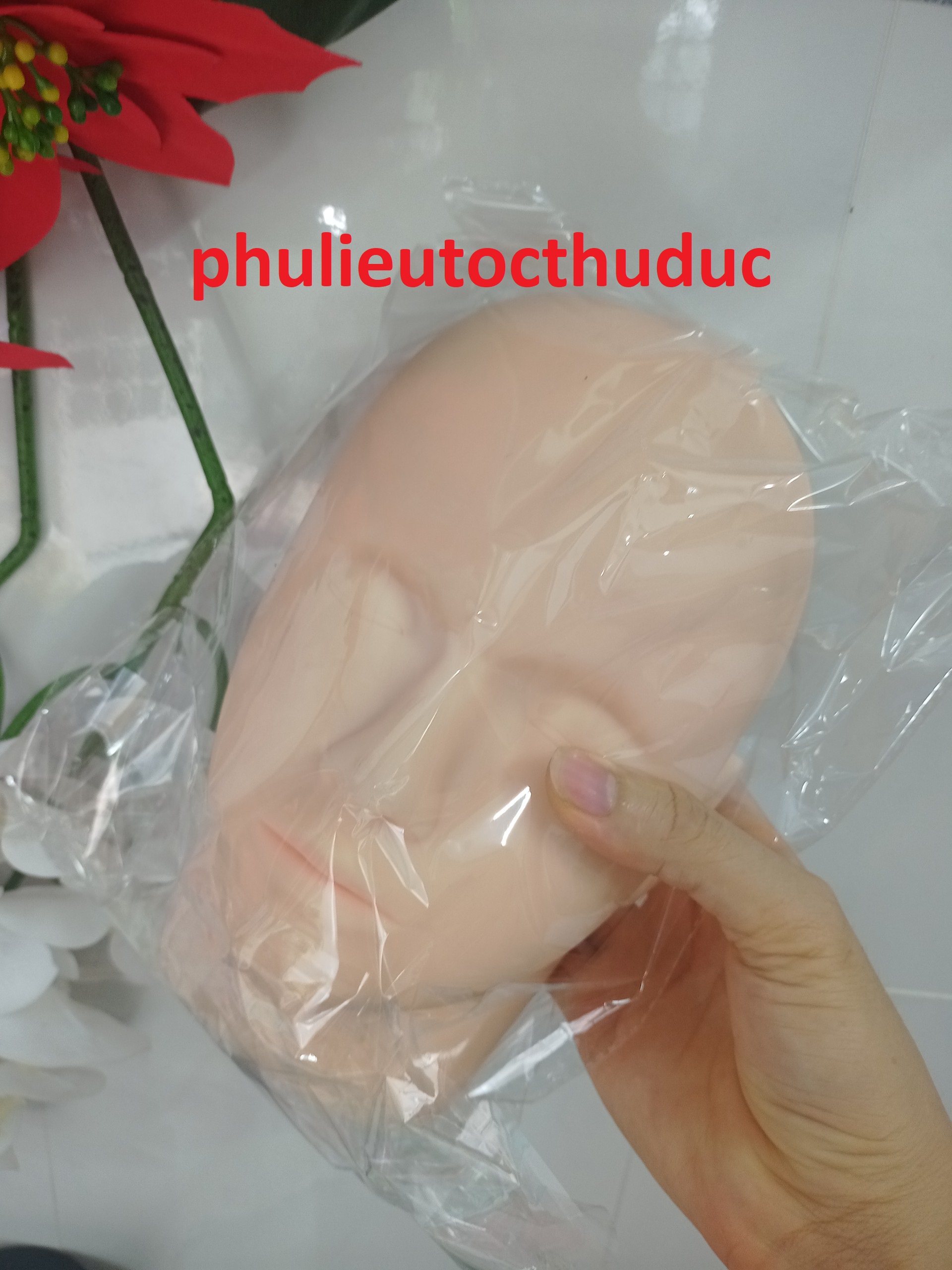 Đầu ma nơ canh dùng để học nối mi