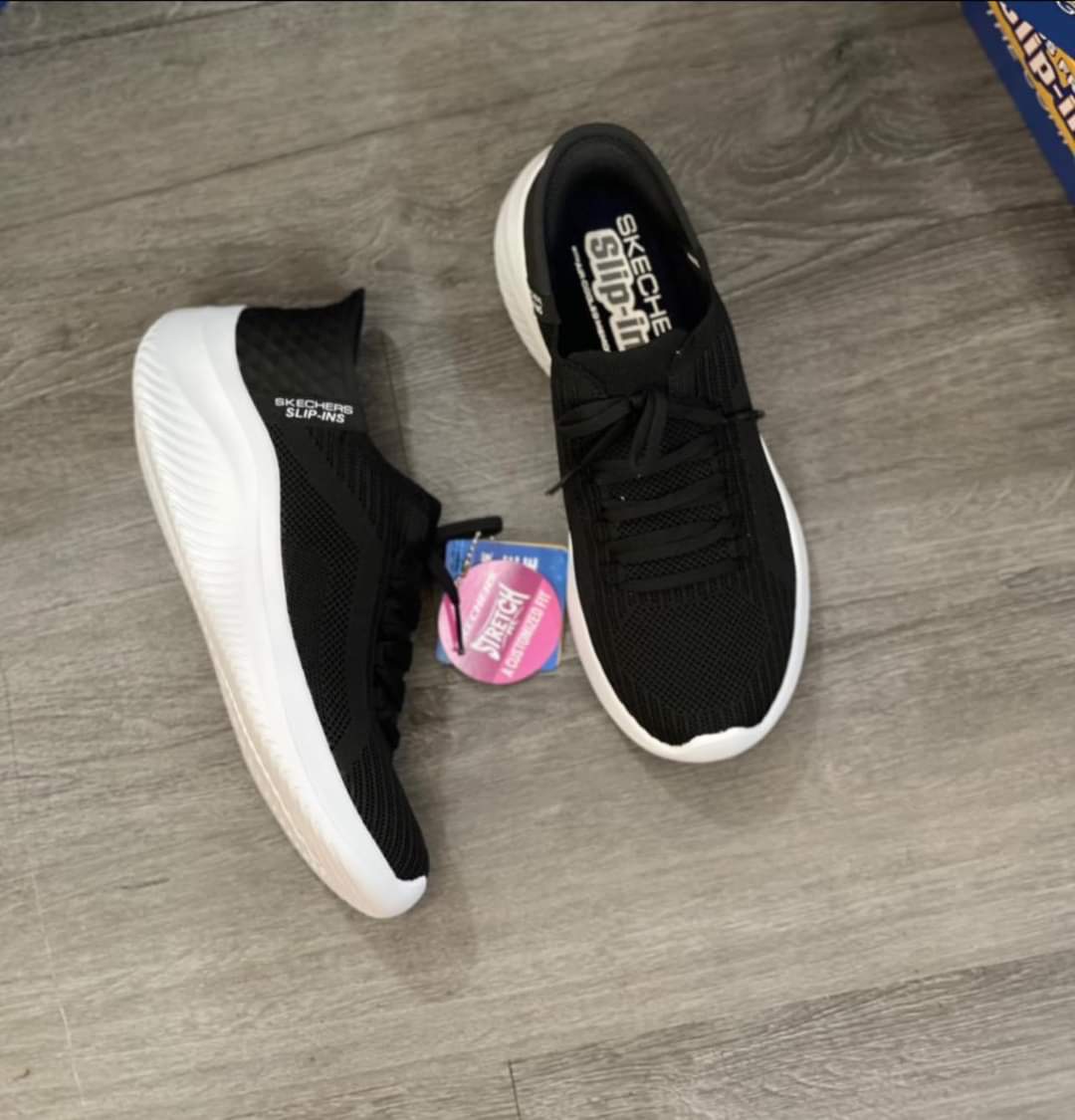 Giày Skechers Slip-