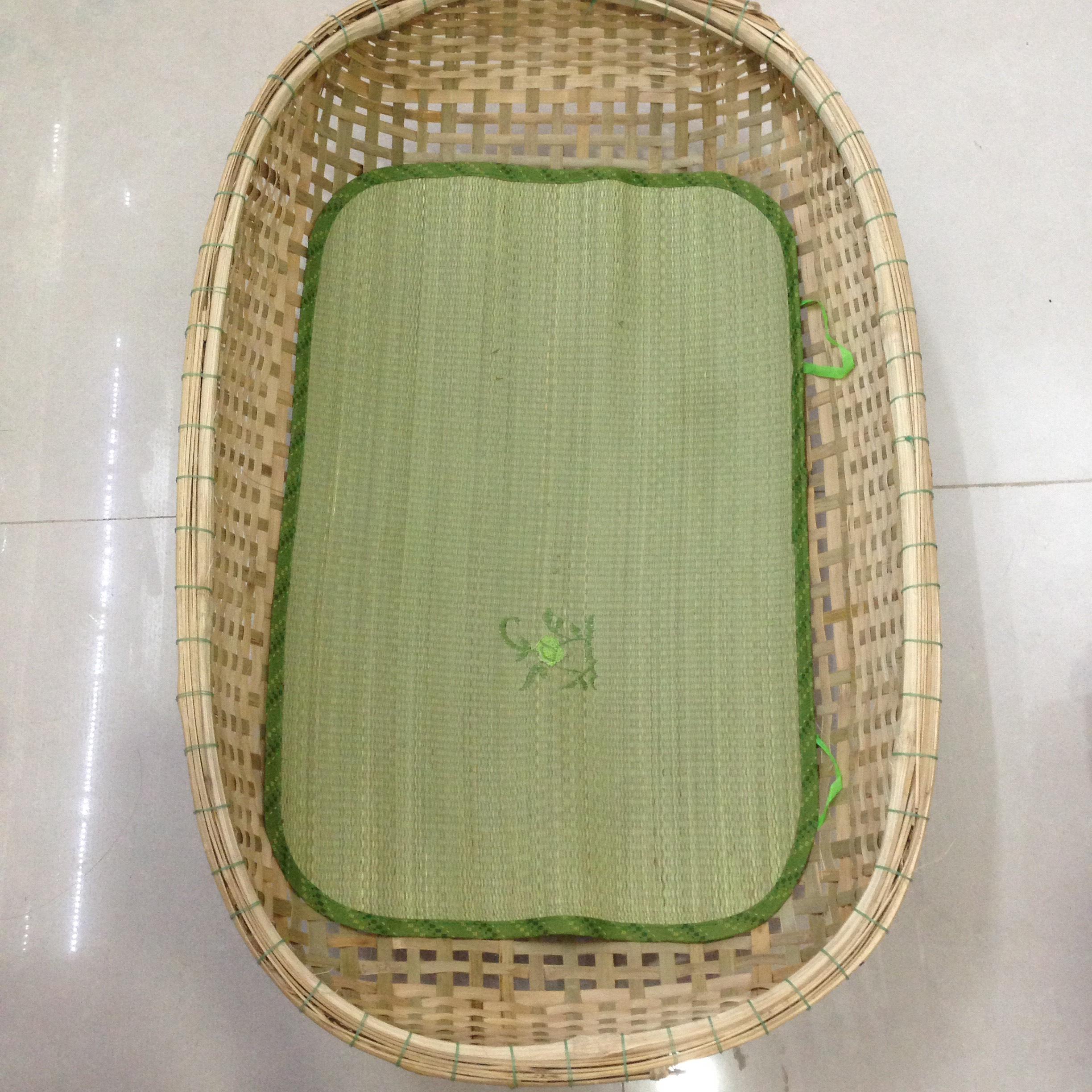 NÔI MÂY CHO BÉ NẰM VÕNG KÈM CHIẾU ( TẶNG 01 LỤC LẠC GỖ PHÁT TIẾNG VUI NHỘN CHO BÉ )