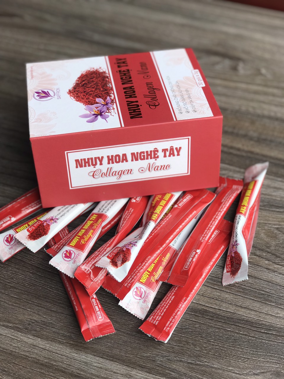 Nhụy hoa nghệ tây collagen nano