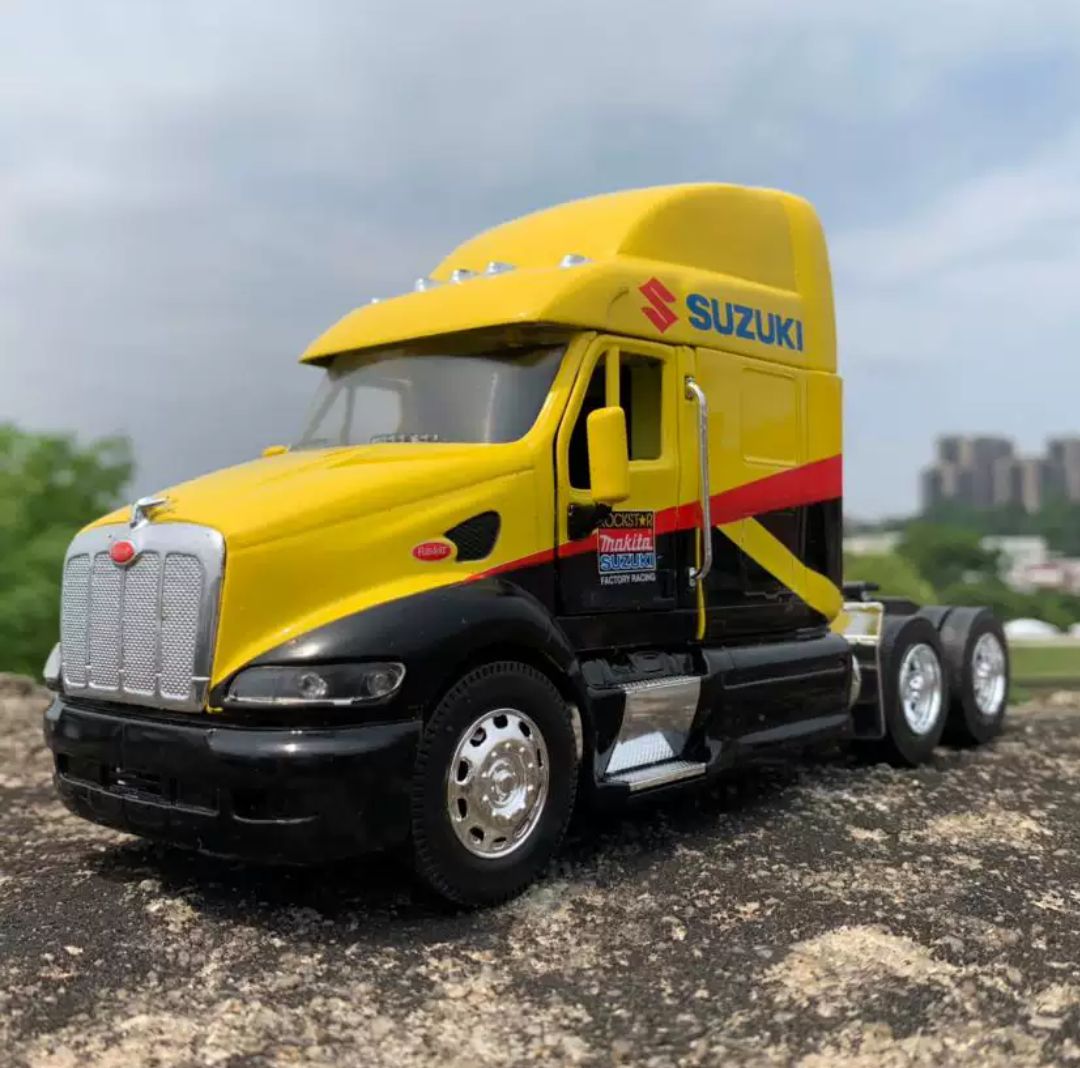 Xe mô hình đầu kéo Kenworth hợp kim 1:32