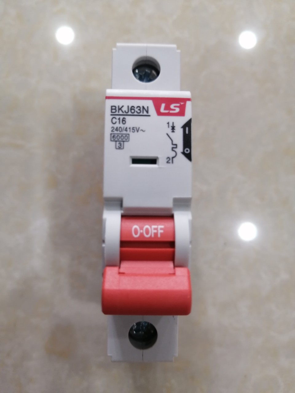 Cb tép ls chính hãng bkj63n 1p 16a 6ka, bảo vệ quá tải và ngắn mạch
