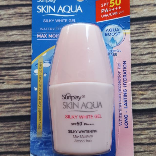 Kem chống nắng sunplay skin aqua hồng 6g