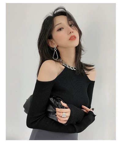 Áo len nữ dài tay khoét vai cổ tròn đính đá