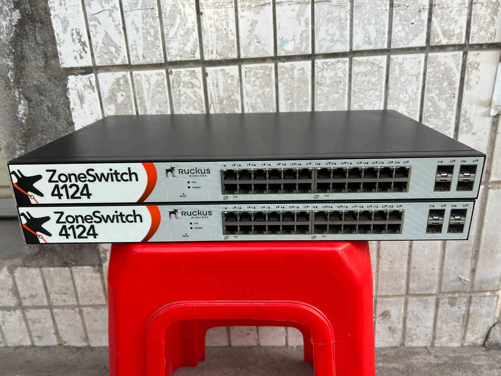 Chuyển mạch switch poe ruckus 4124 zoneswitch