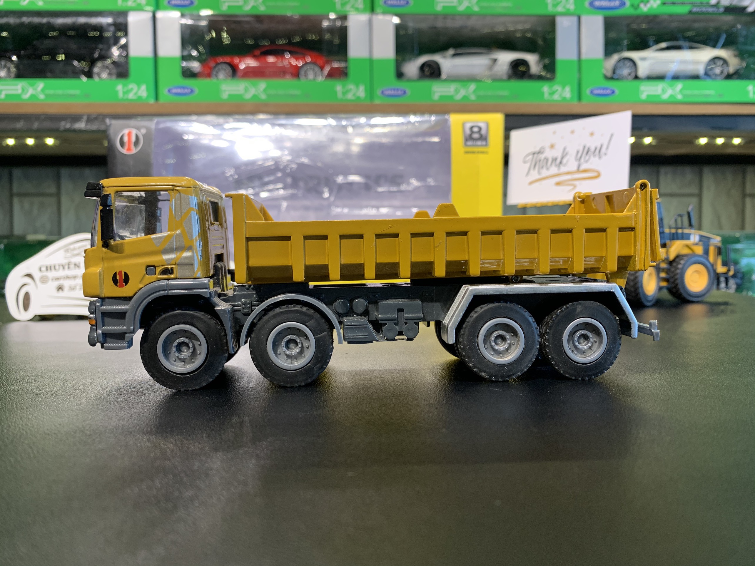 Mô hình trưng bày hợp kim xe tải công trình thùng dài HY TRUCK tỉ lệ 1:50