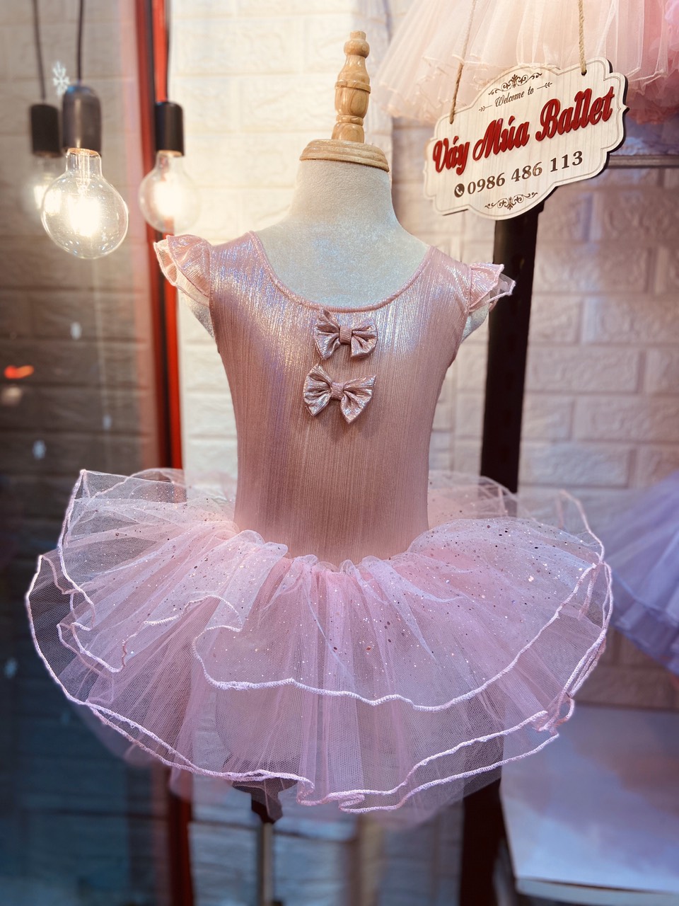 Váy múa tay tiên 2 nơ nhũ sao lấp lánh