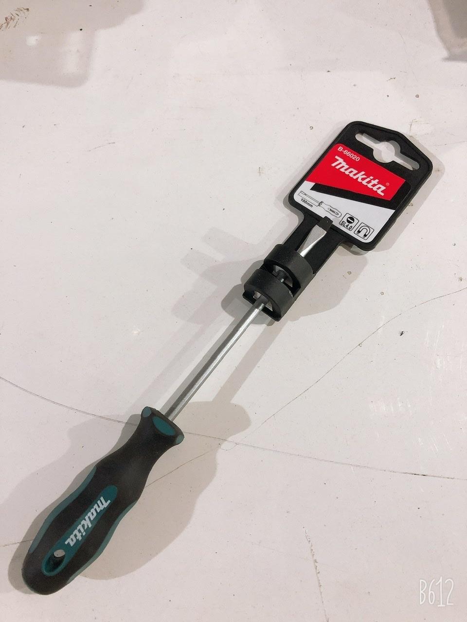 Tuốc nơ vít dẹp makita b-66020