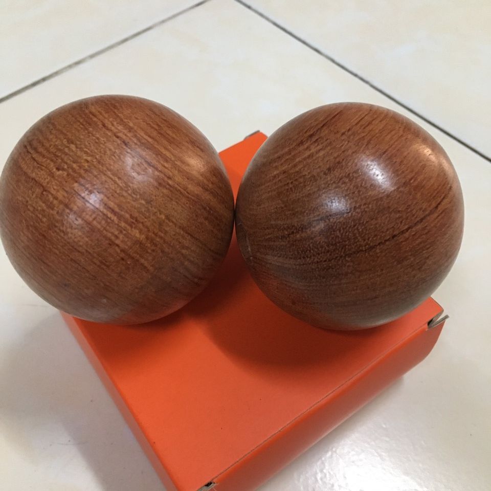 2 bi lăn tay gỗ hương hạt 6cm