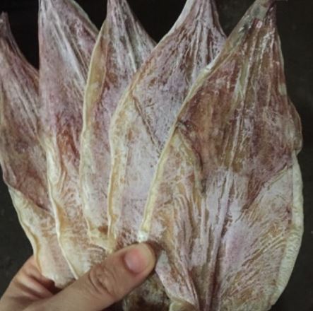 1Kg MỰC KHÔ size 35-40 con/kg