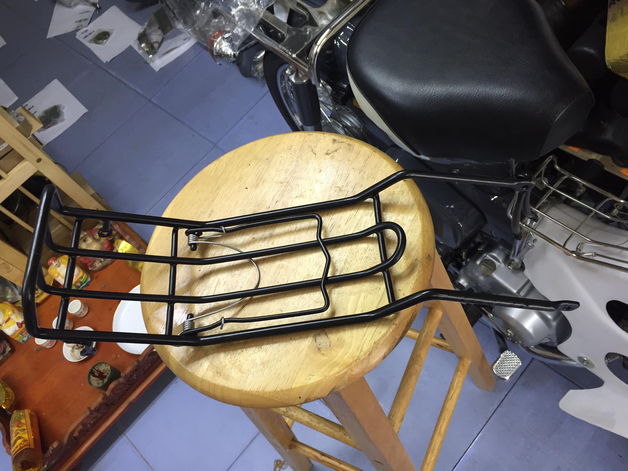 baga giữa sơn tĩnh điện , tráng nhựa đen cho honda dame- cub 78-79-80-81-86