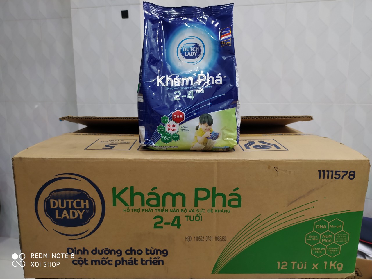 Túi 1kg sữa bột khám phá cô gái hà lan
