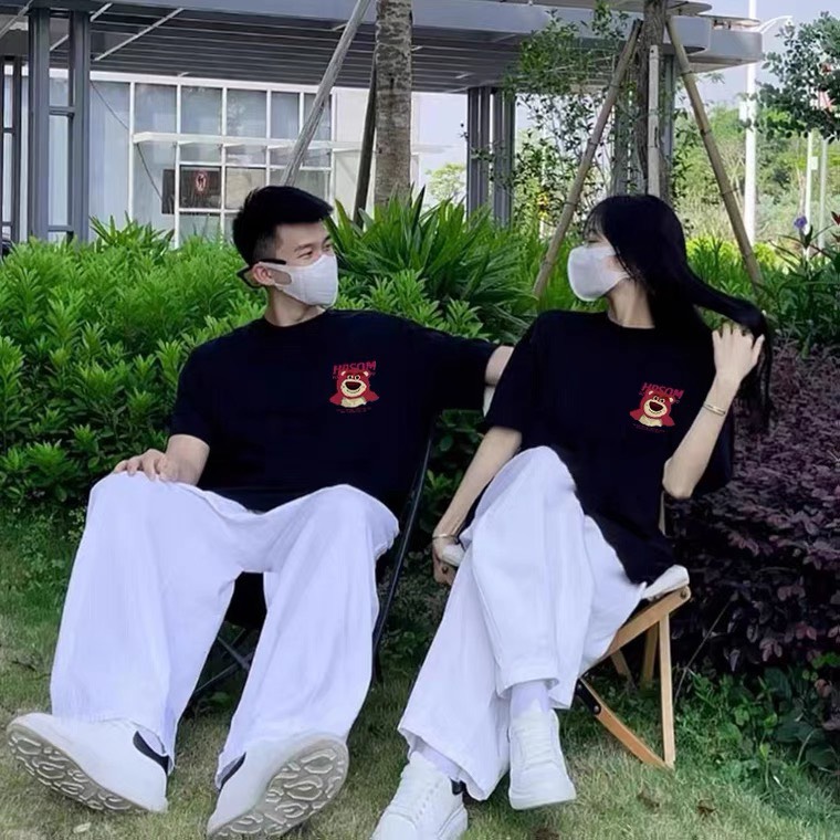 Áo Thun Unisex Cặp Đôi Gấu Dâu Nhí Logo Đơn giản