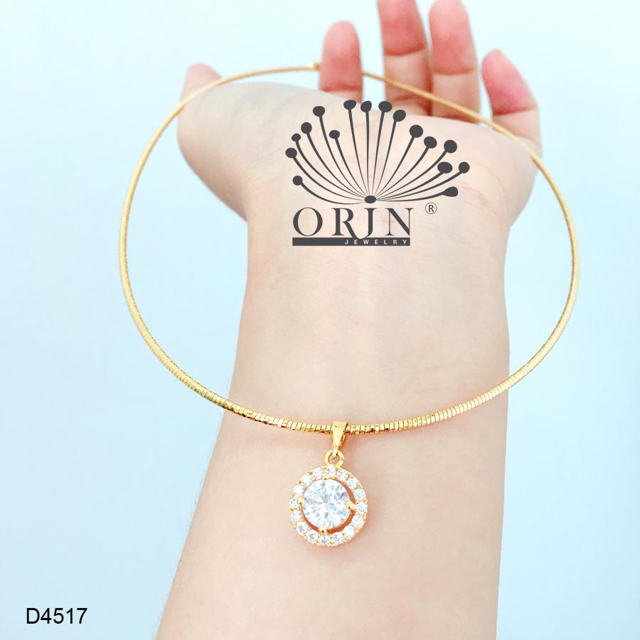 Kiềng dẻo, kiềng cổ nữ dạng nhuyễn mặt đá tròn viền đính đá thiết kế cao cấp Orin D4517 - Long Tien