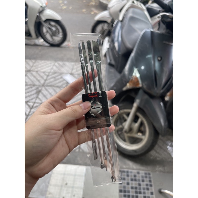 Bộ dao tách màn hình đa năng
