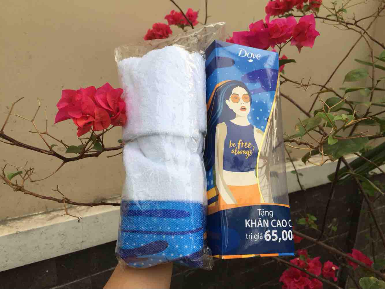 2 khăn tắm dove 50*30 hàng khuyến mãi