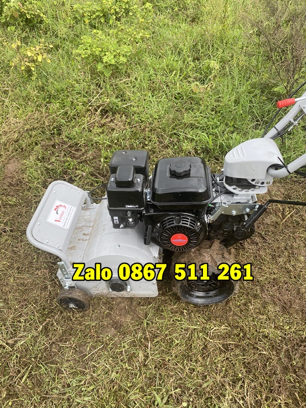 Phân phối máy cắt cỏ trục băm kawasaki TB70