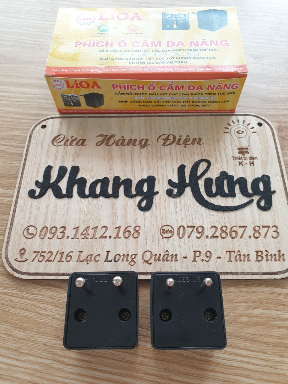 Ổ cắm nối đa năng lioa chân cắm tròn chuyển 3 chấu thành 2 chấu phi 4 / phi 5 oncf4 - oncf5