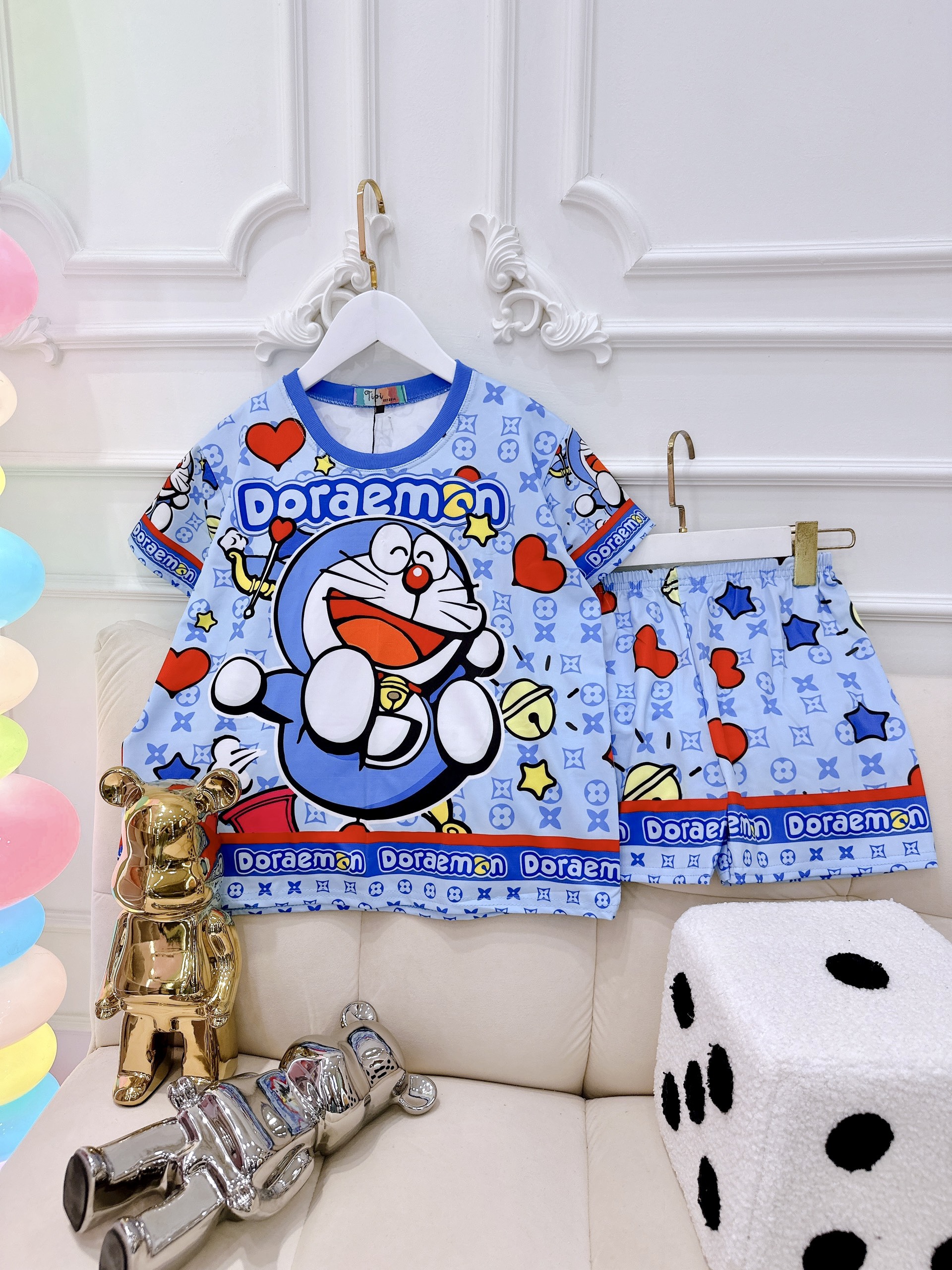 Đồ bộ đùi baby thun lạnh cho bé trai. Đồ bộ bé trai. Đồ bộ bé gái. Đồ bộ đùi bé trai. Đồ bộ đùi bé gái. Đồ bộ đùi thun lạnh bé gái. doraemon-pooh-mickey-dumbo-tom&jerry-snoopy peanuts-ku shin-báo hồng