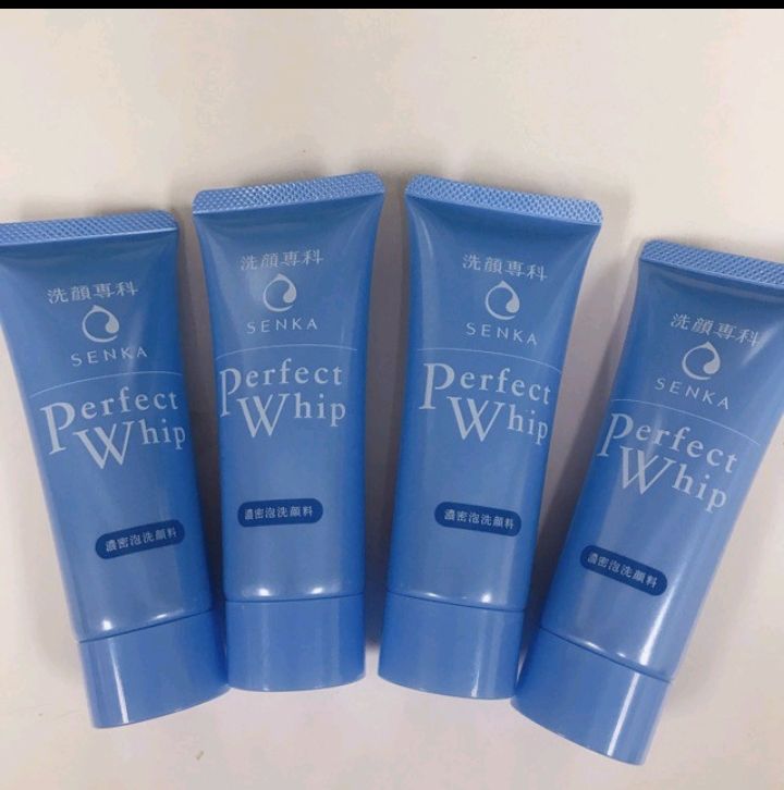 Sữa rửa mặt senka Senka Perfect Whip 50g