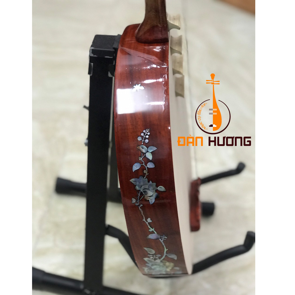 Đàn nguyệt gỗ hương chât lượng âm thổ