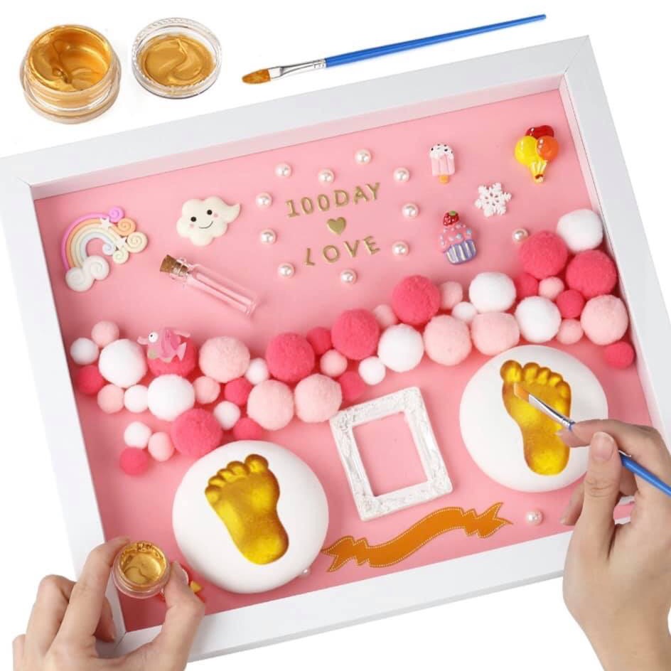 Khung in dấu chân tay cho bé ( Size M : 28x33cm ) hàng có sẵn