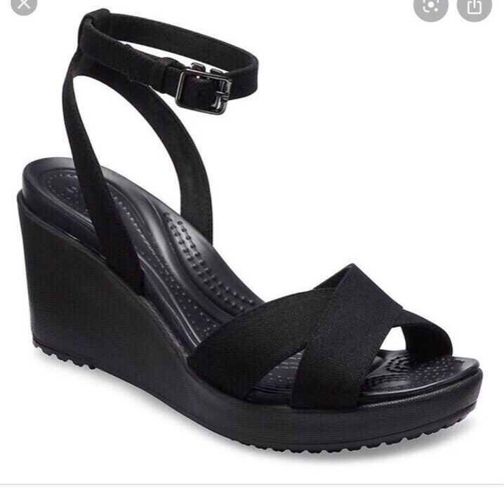 SANDAL ĐẾ XUỒNG CROCS LEIGH WEDGE