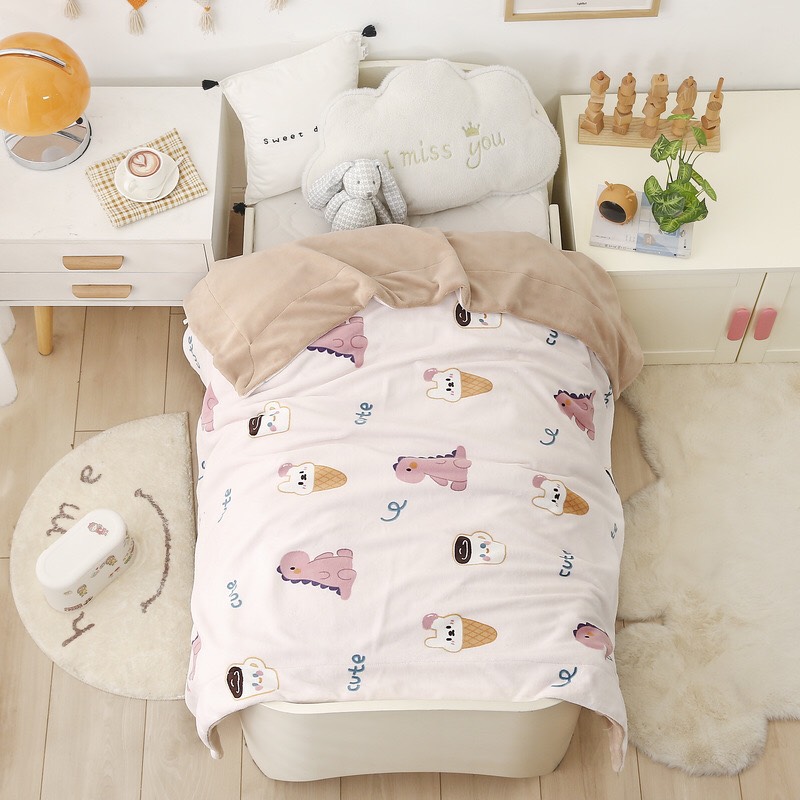 Chăn tuyết nhung sữa cho bé hàng cao cấp siêu đẹp - kích thước 1m2x1m5
