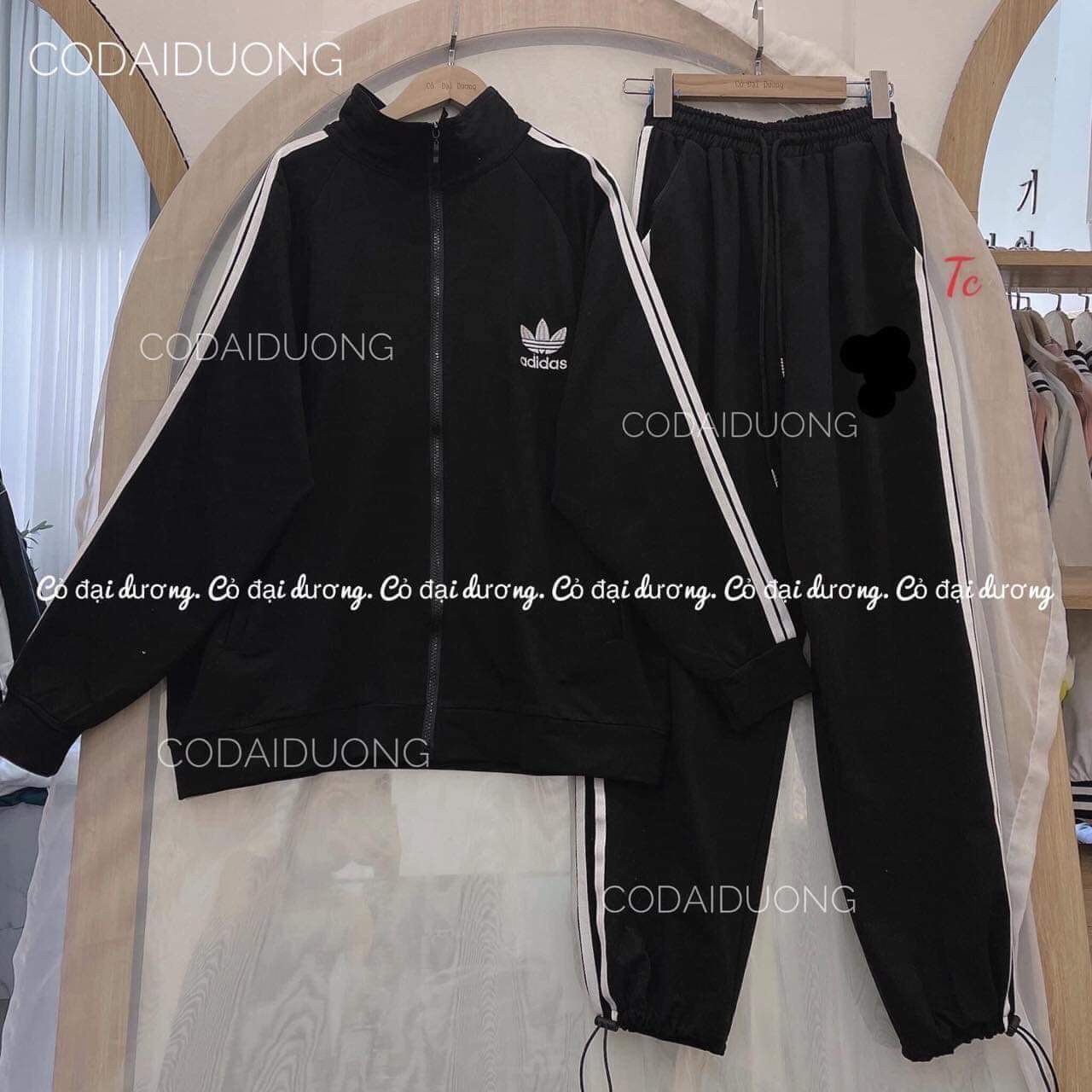Sét bộ áo khoác thể thao thêu chữ dass + quần ống xuông