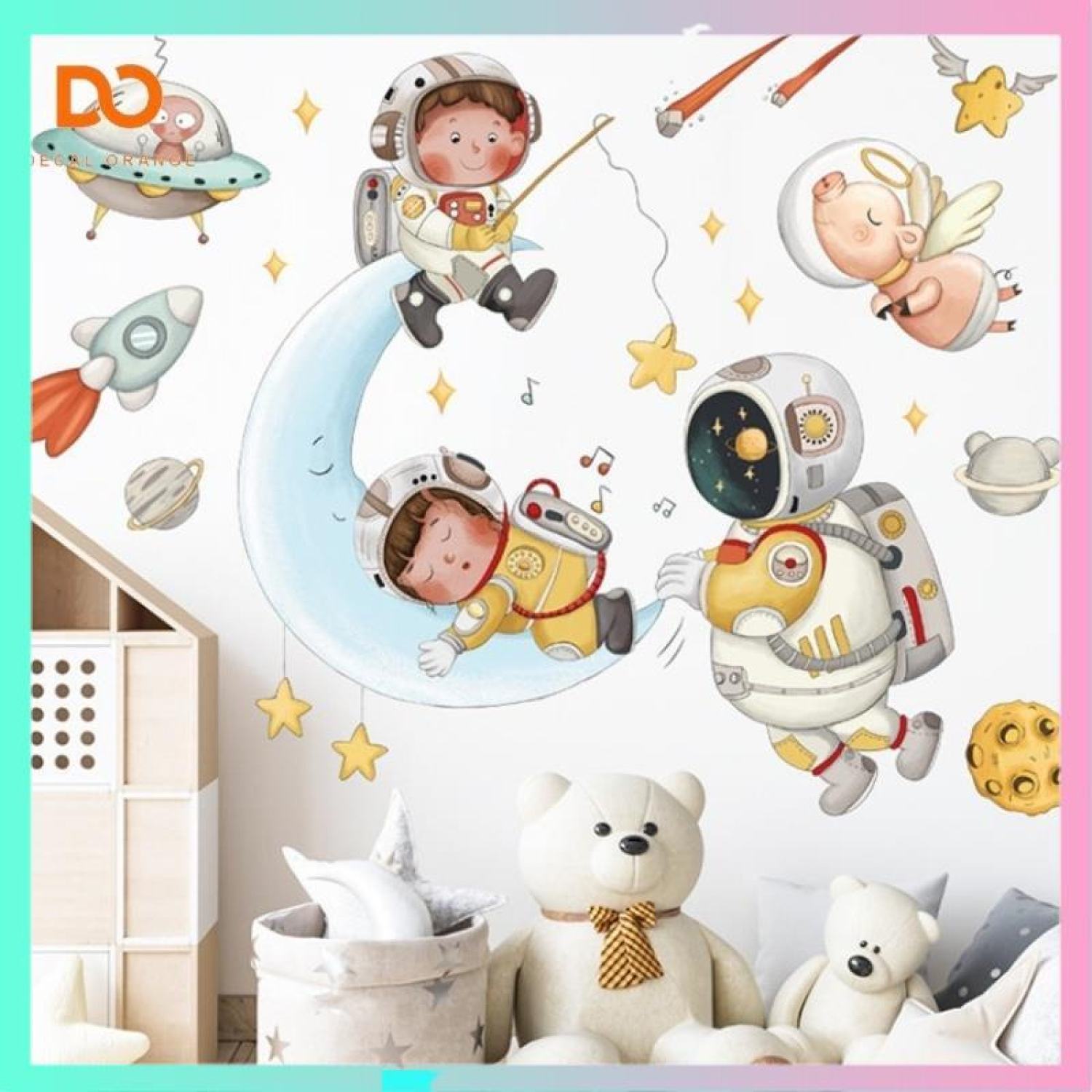 Decal dán tường, Tranh dán tường cho bé phi hành gia ôm cung trăng trang trí phòng cho bé